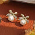 Romantic Pearl Earring for Special Moments