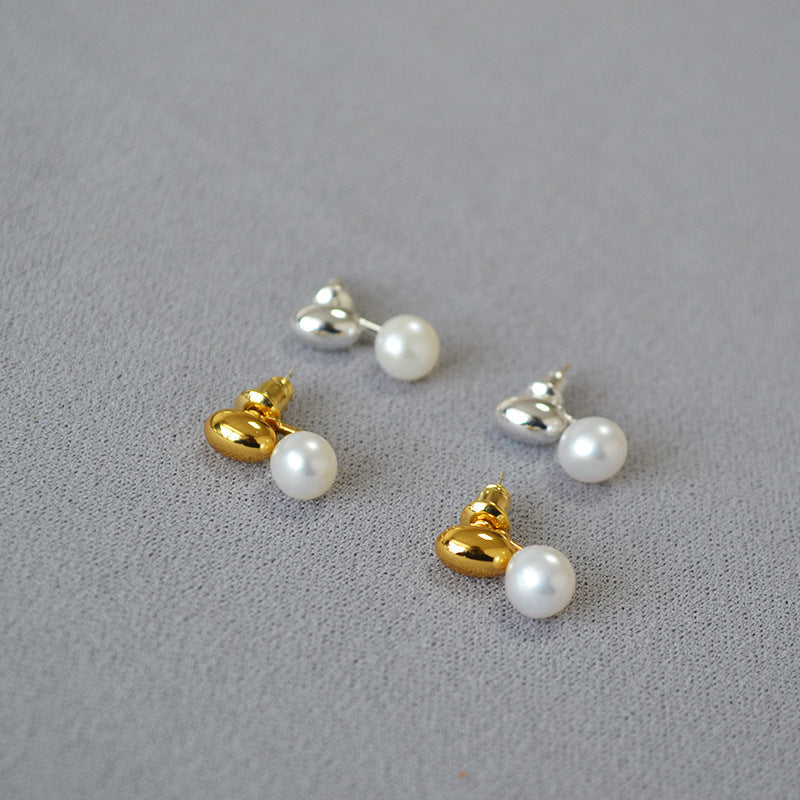Delicate Artisan Gold Earring