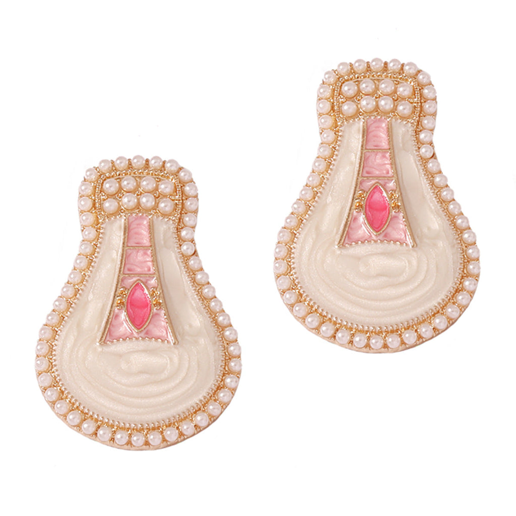 Elegant Pearl Earring for Every Occasion