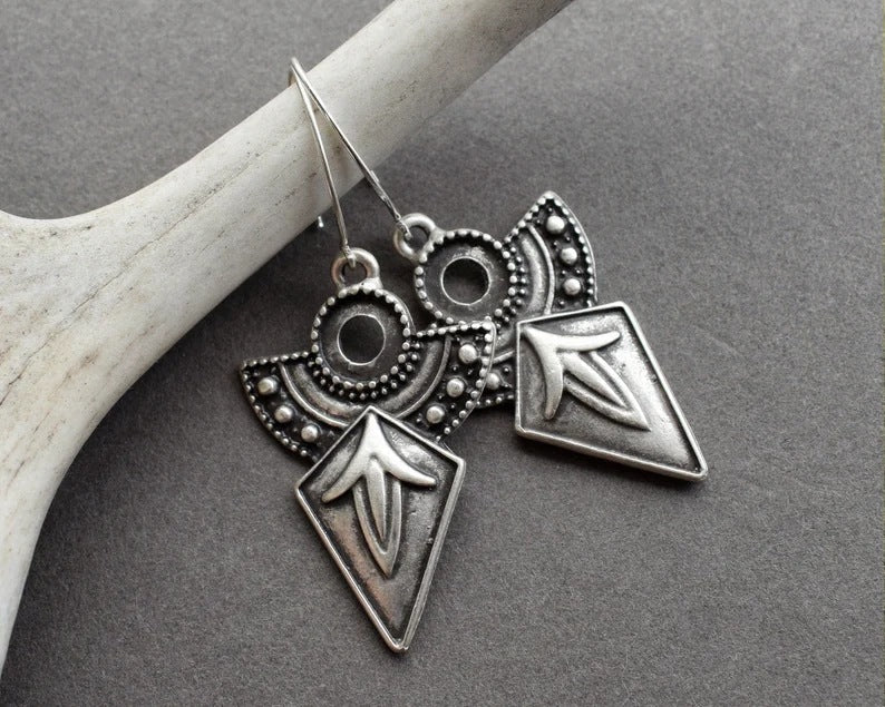 Classic Earring with Timeless Appeal