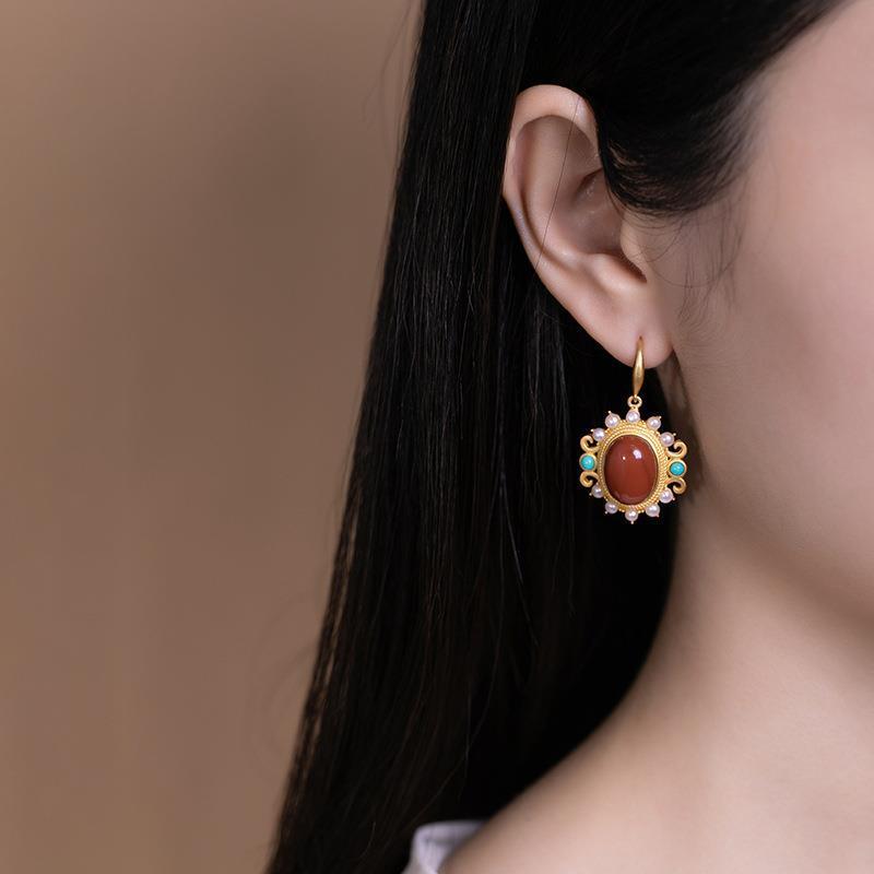 Classic Silver Earring with Timeless Appeal