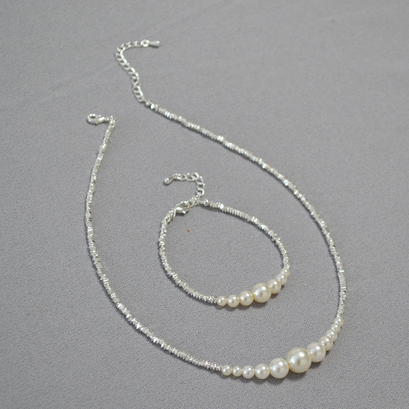Charming Silver Necklace for Any Occasion