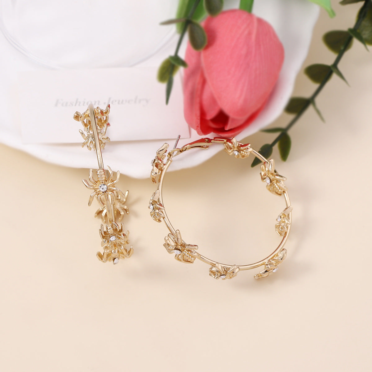 Elegant Gold Earring for Every Occasion
