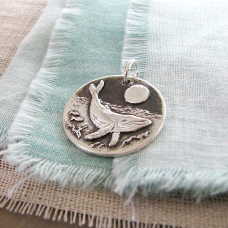 Classic Silver Necklace with Timeless Appeal