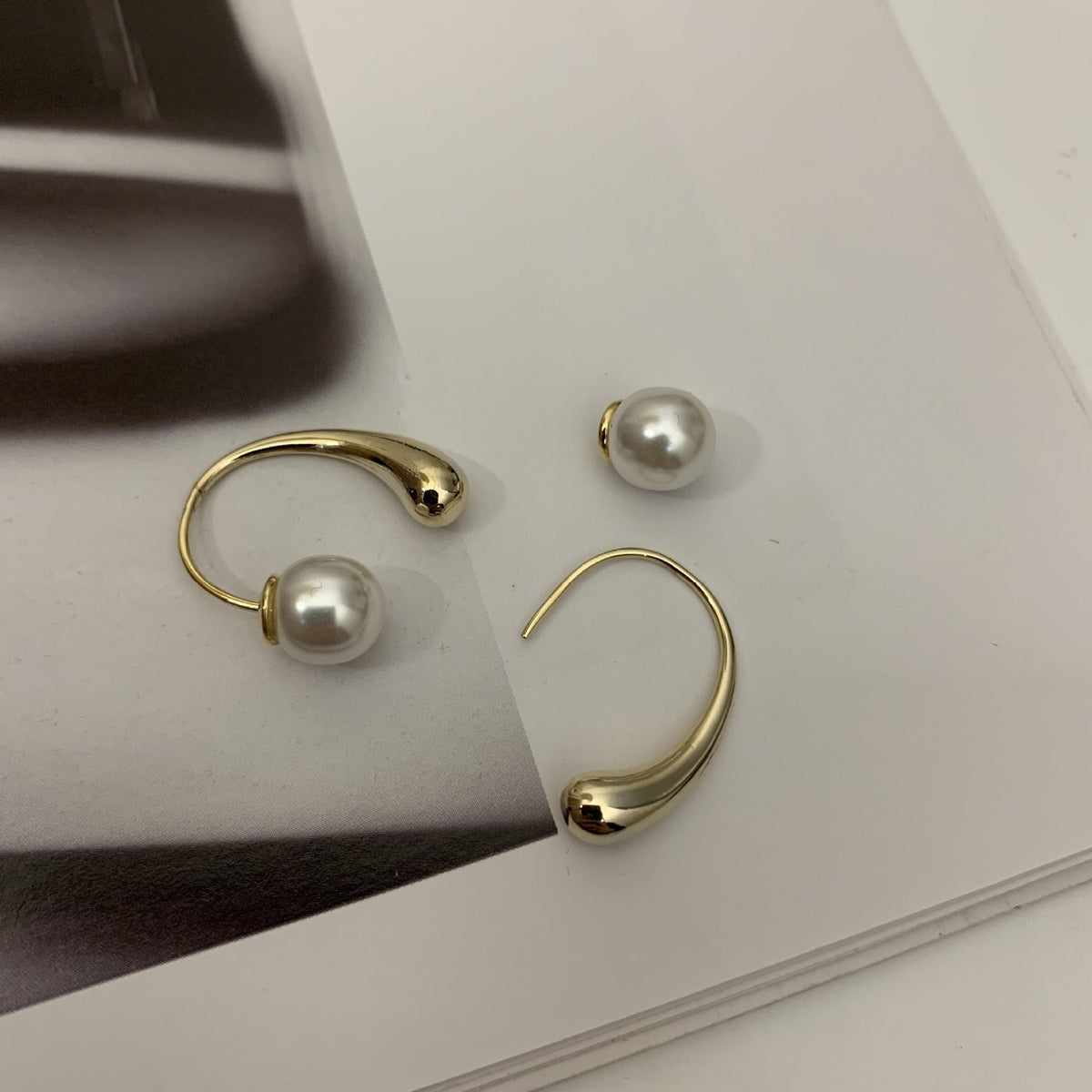Classic Pearl Earring with Timeless Appeal