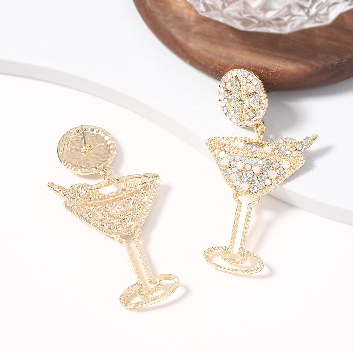 Charming Piece for Any Occasion