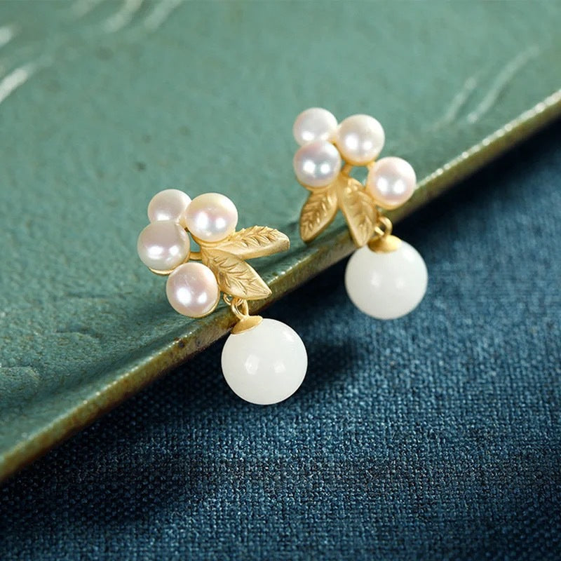 Stunning Gold Earring for Daily Wear
