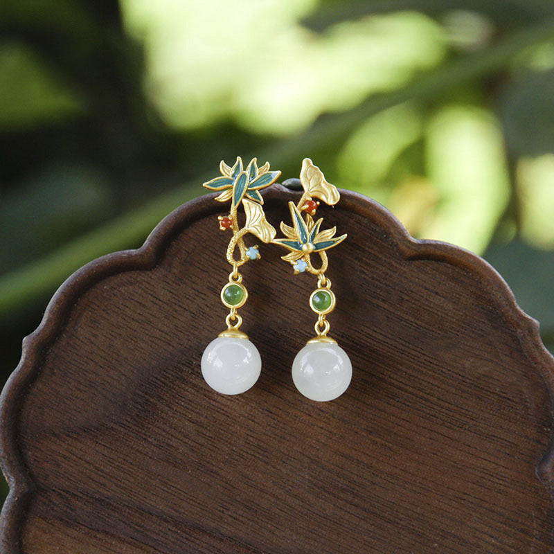 Classic Silver Earring with Timeless Appeal