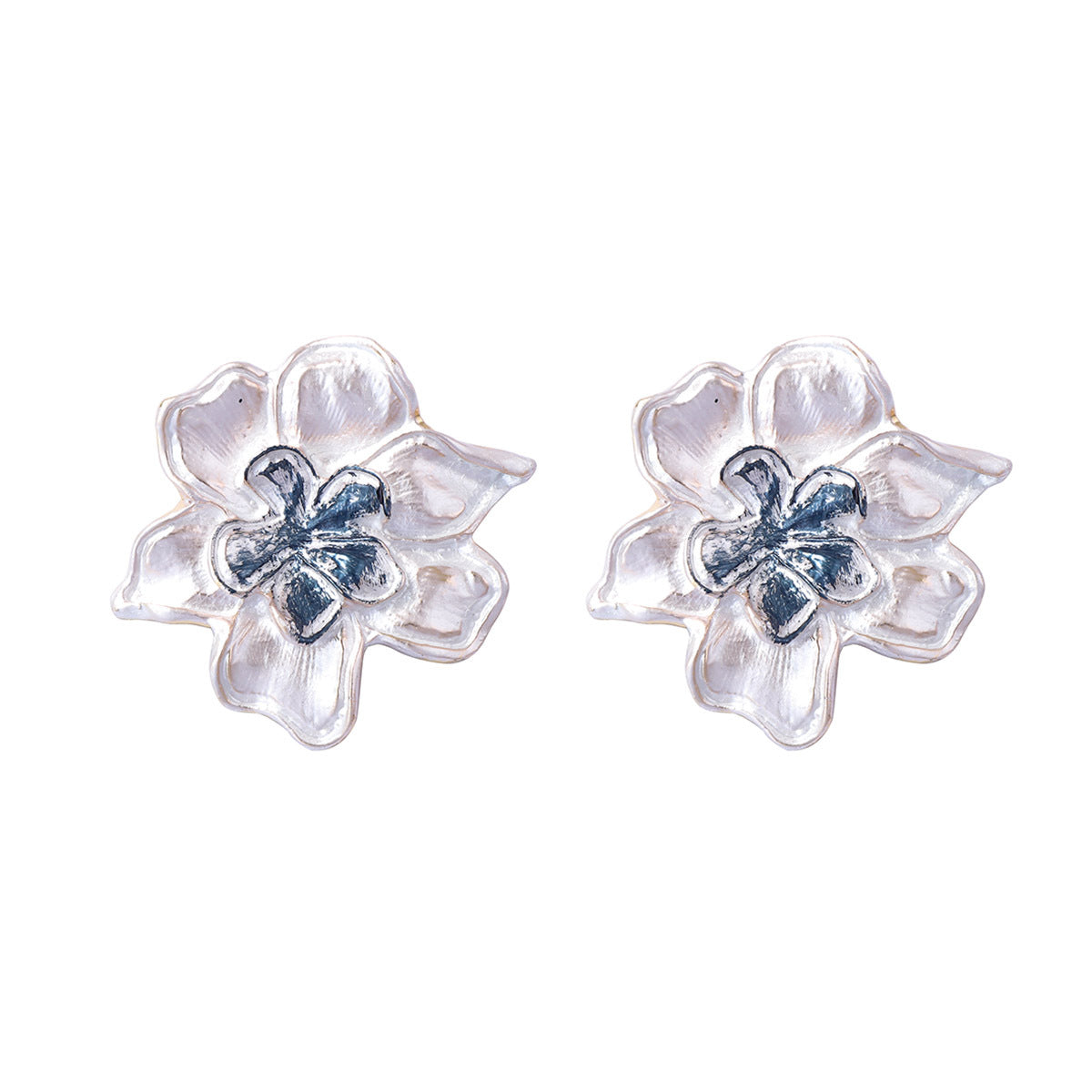 Charming Piece for Any Occasion