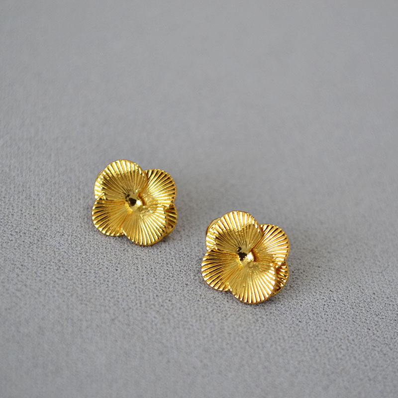 Delicate Artisan Gold Earring