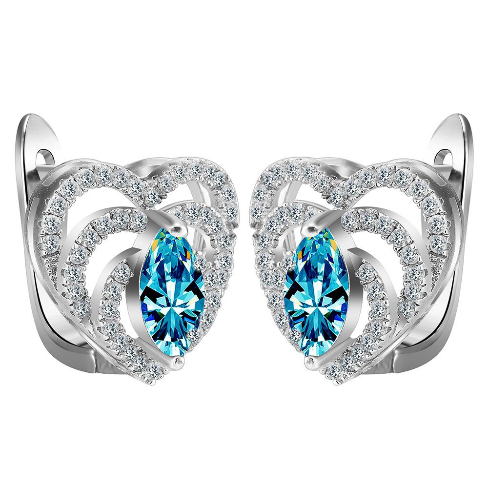 Charming Earring for Any Occasion