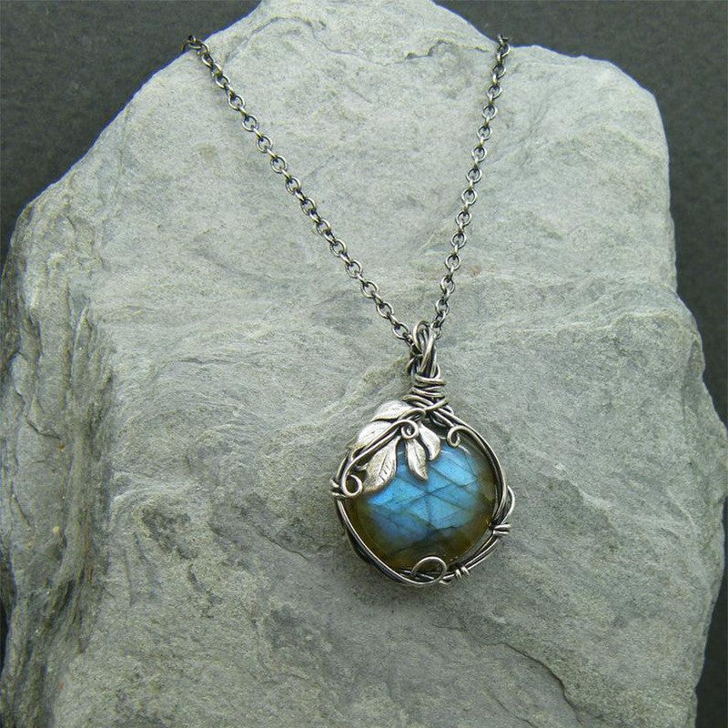 Romantic Necklace for Special Moments