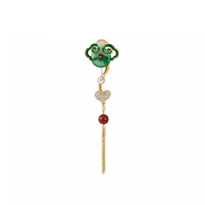 Classic Silver Piece with Timeless Appeal
