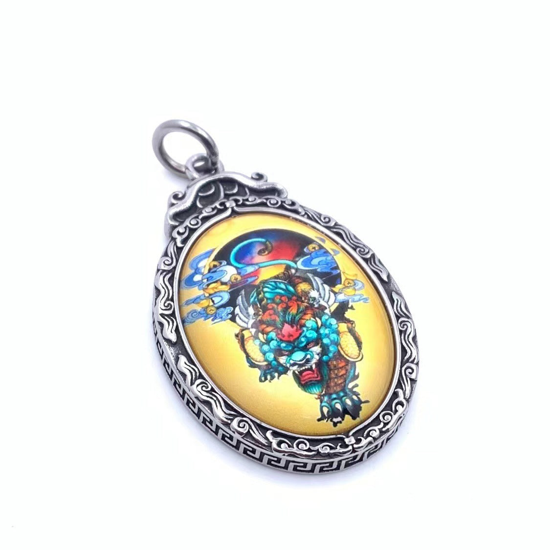 Charming Pendant for Any Occasion