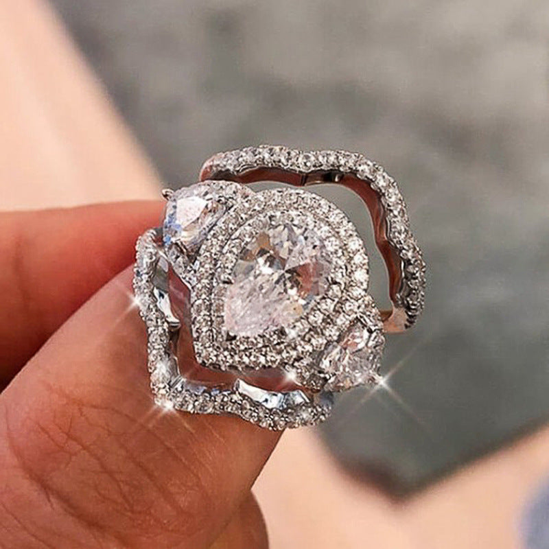 Beautiful Set with Unique Style