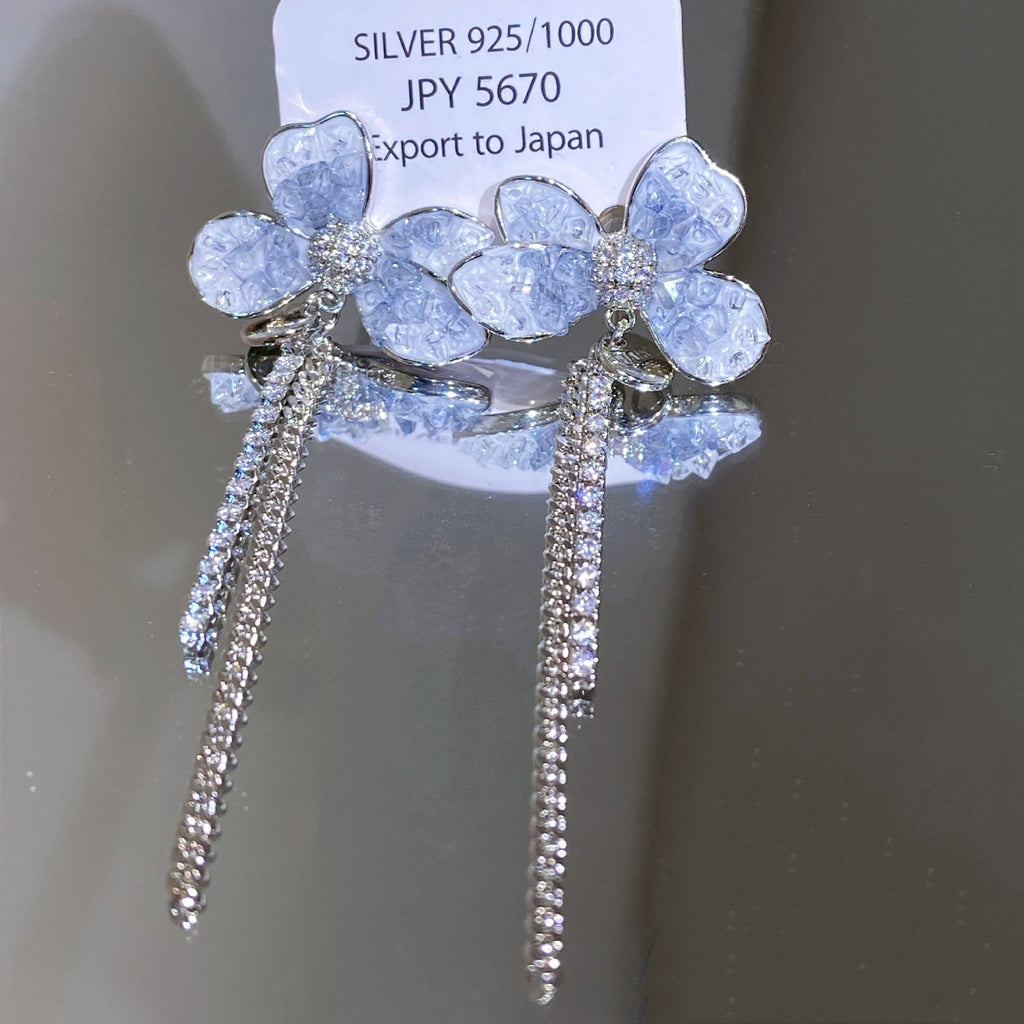 Elegant Earring for Every Occasion