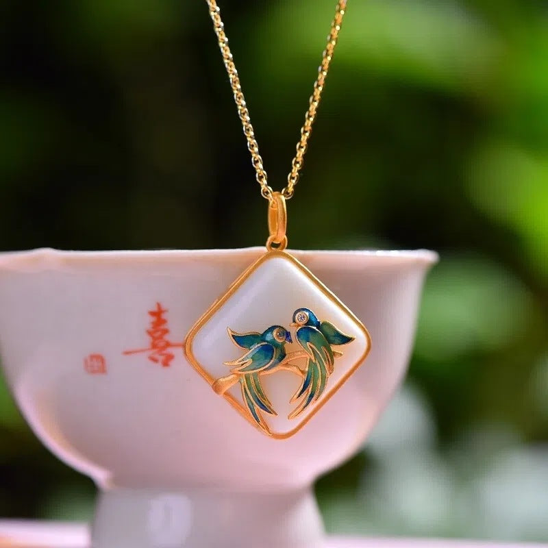 Elegant Silver Necklace for Every Occasion