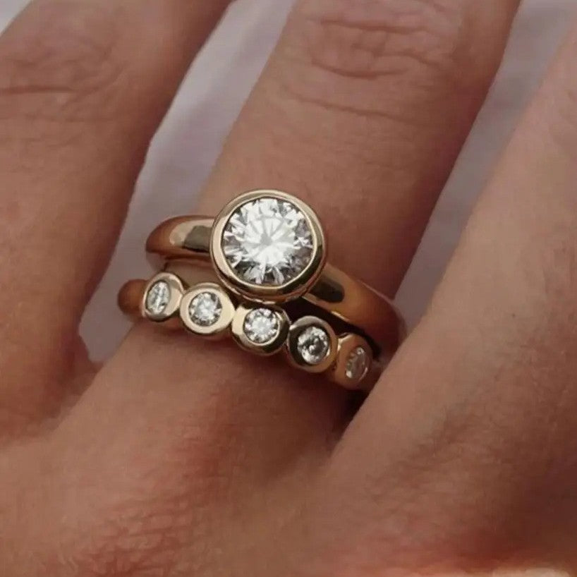 Beautiful Set with Unique Style