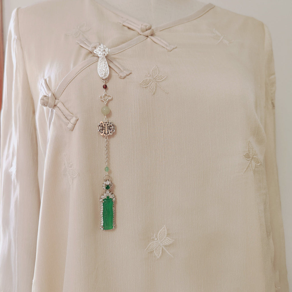 Elegant Pendant for Every Occasion