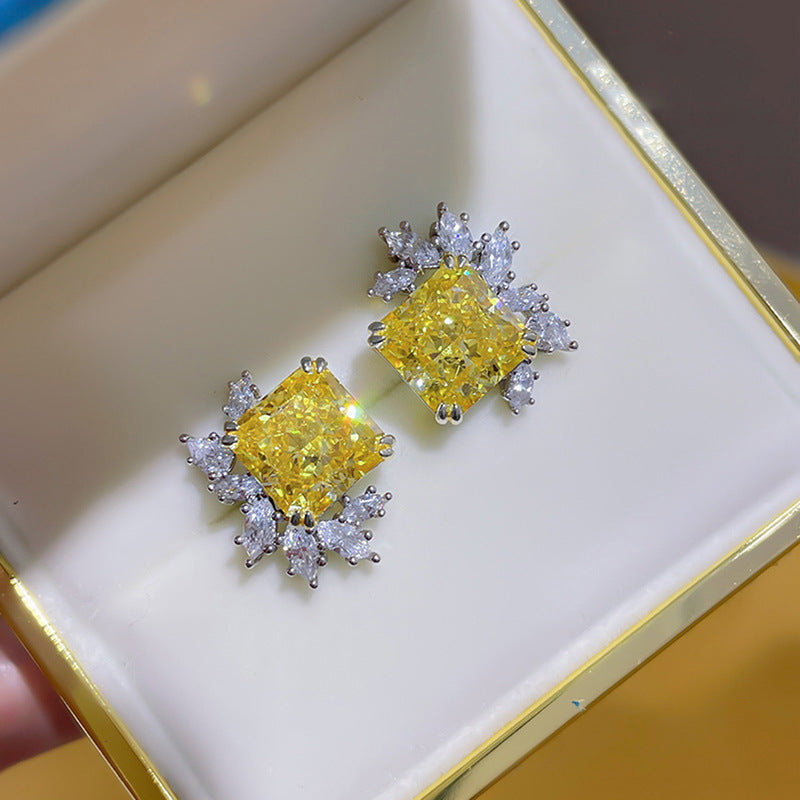 Vintage Handmade Earring