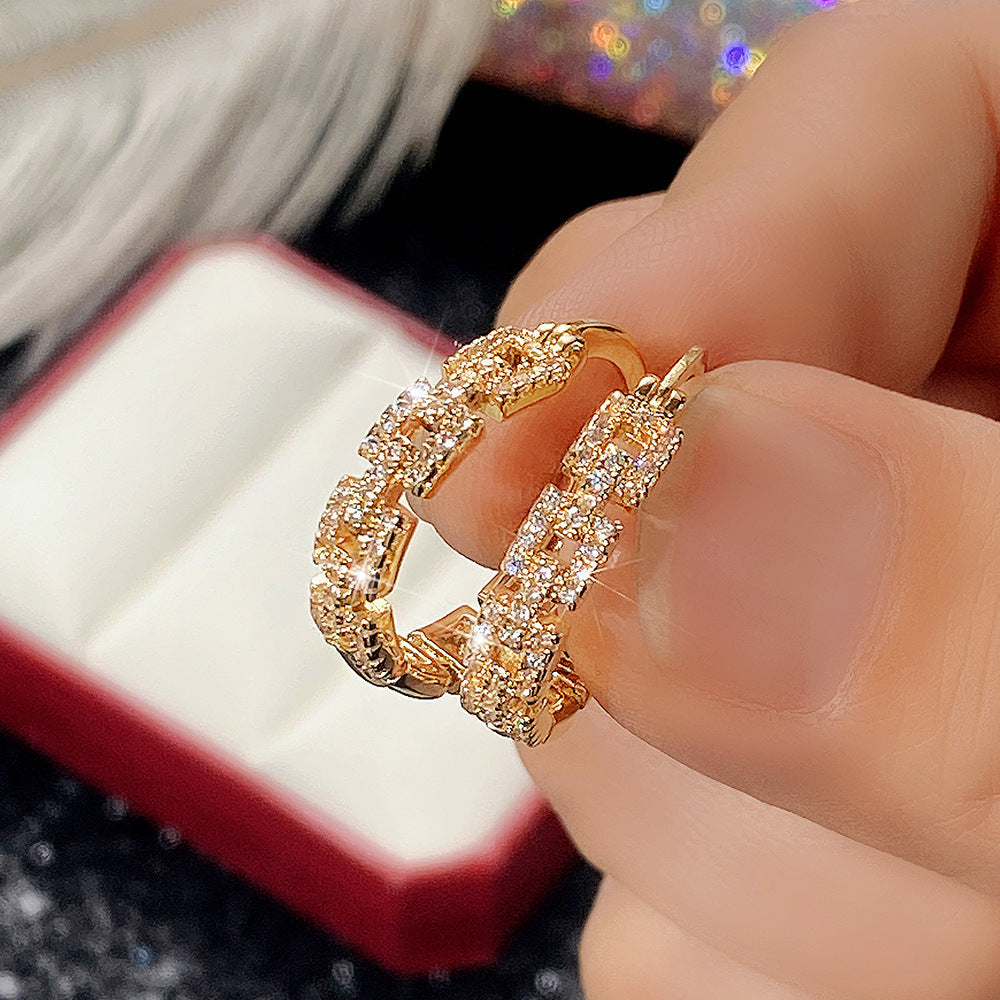 Stunning Earring for Daily Wear