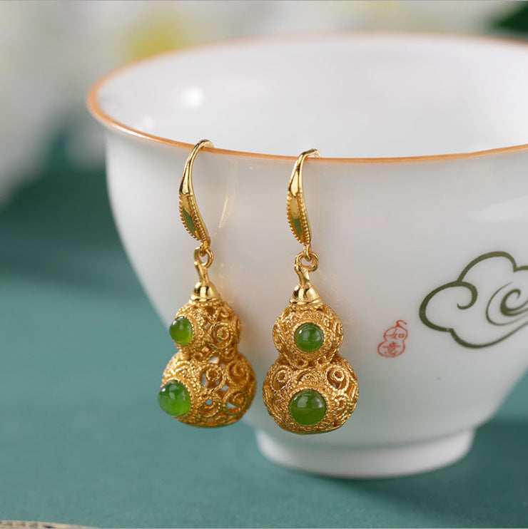 Elegant Gold Earring for Every Occasion