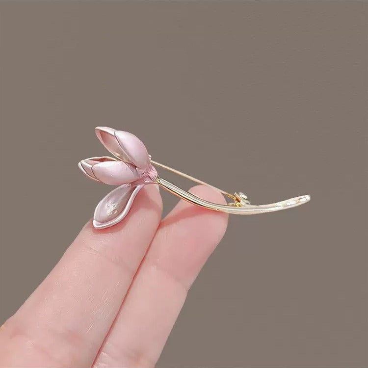 Charming Piece for Any Occasion