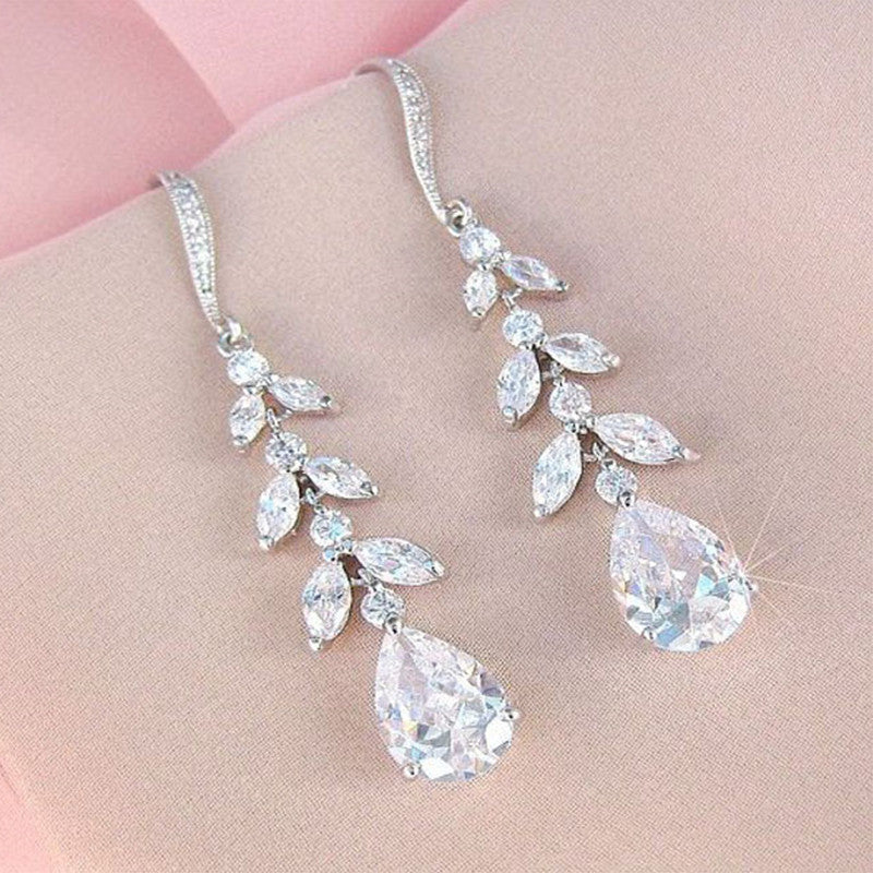 Charming Earring for Any Occasion