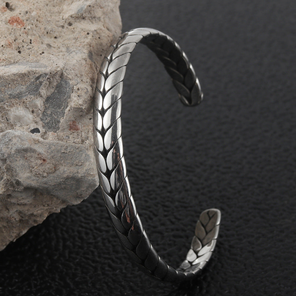 Romantic Bracelet for Special Moments