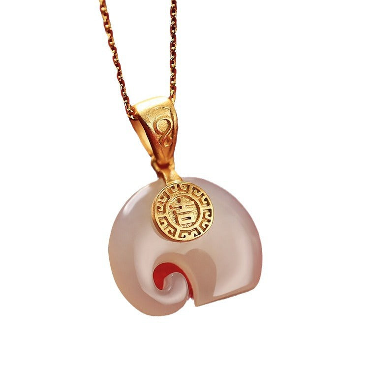 Charming Gold Necklace for Any Occasion