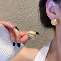 Classic Gold Earring with Timeless Appeal
