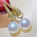 Beautiful Pearl Earring with Unique Style
