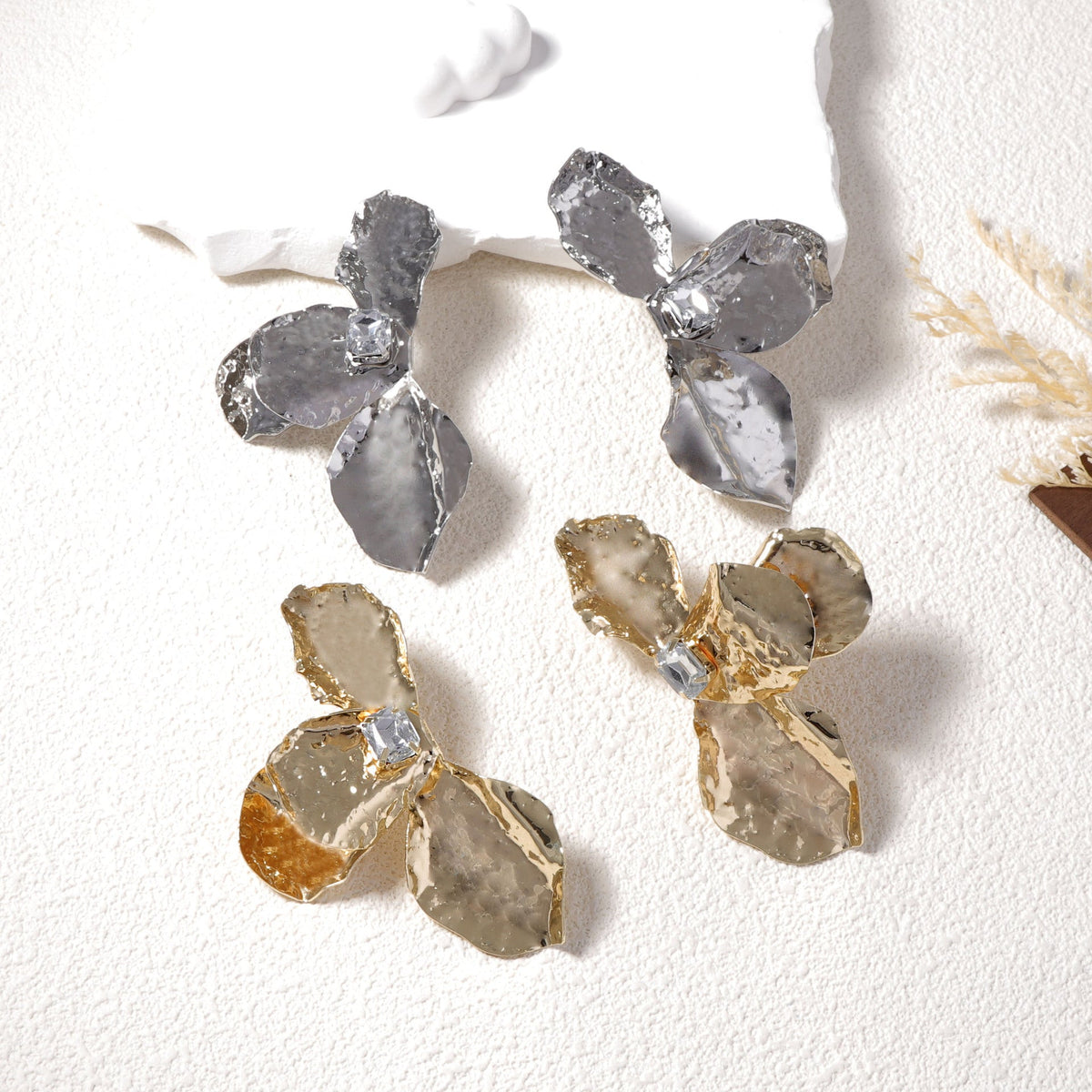 Romantic Earring for Special Moments
