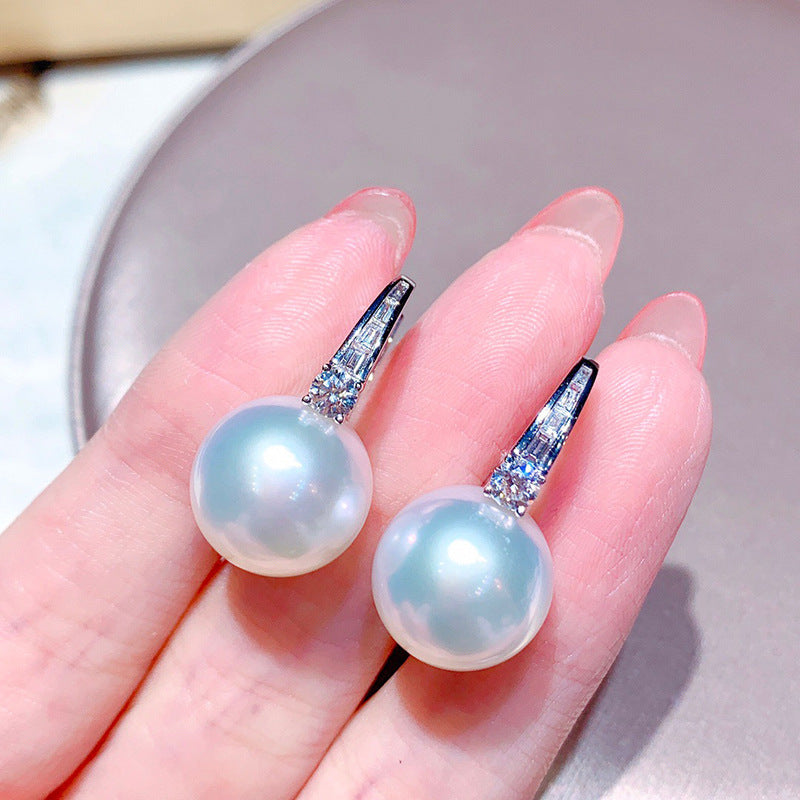 Stunning Pearl Earring for Daily Wear