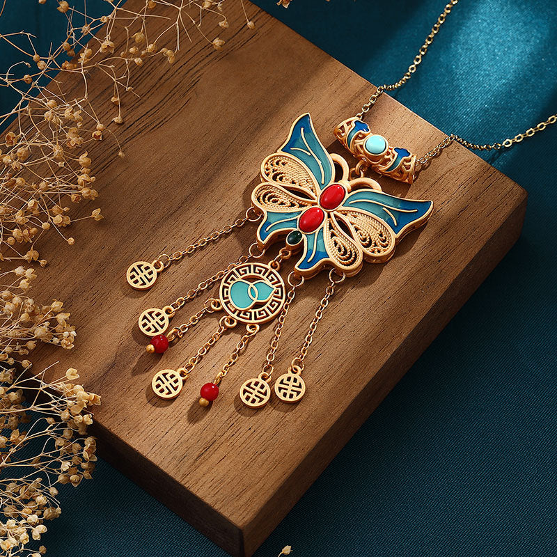 Romantic Gold Necklace for Special Moments