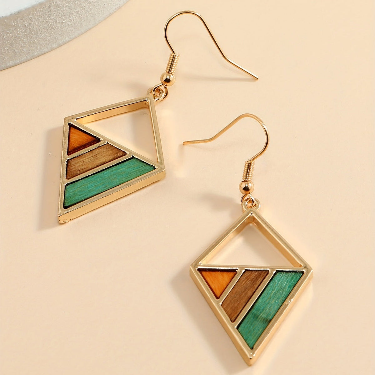 Classic Earring with Timeless Appeal