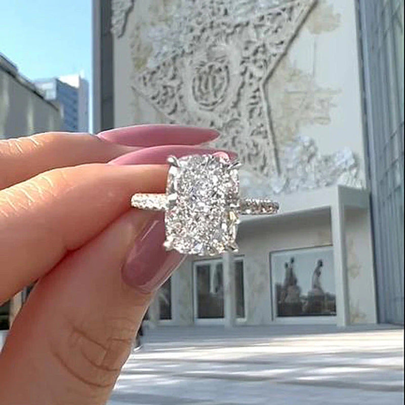 Beautiful Ring with Unique Style