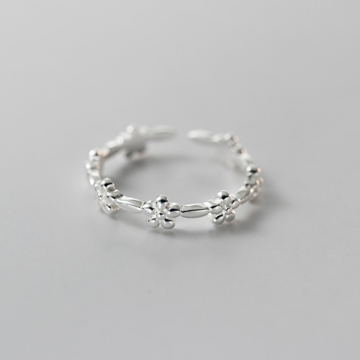 Elegant Ring for Every Occasion