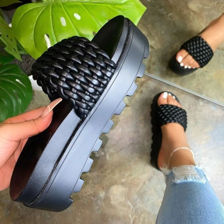 Graceful Orthopedic Sandals for Modern Look