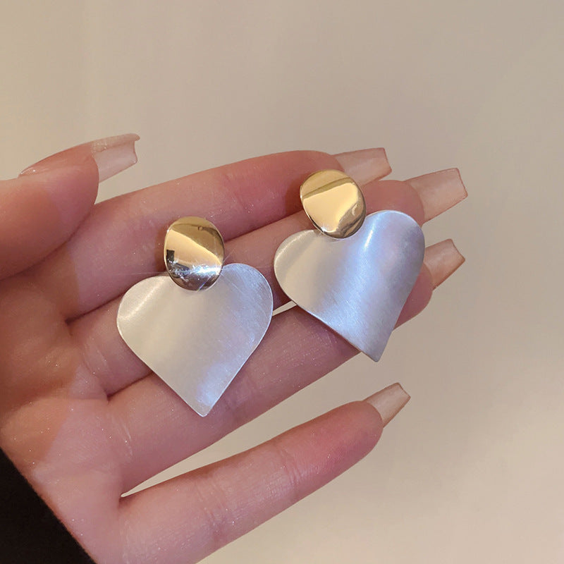 Romantic Earring for Special Moments