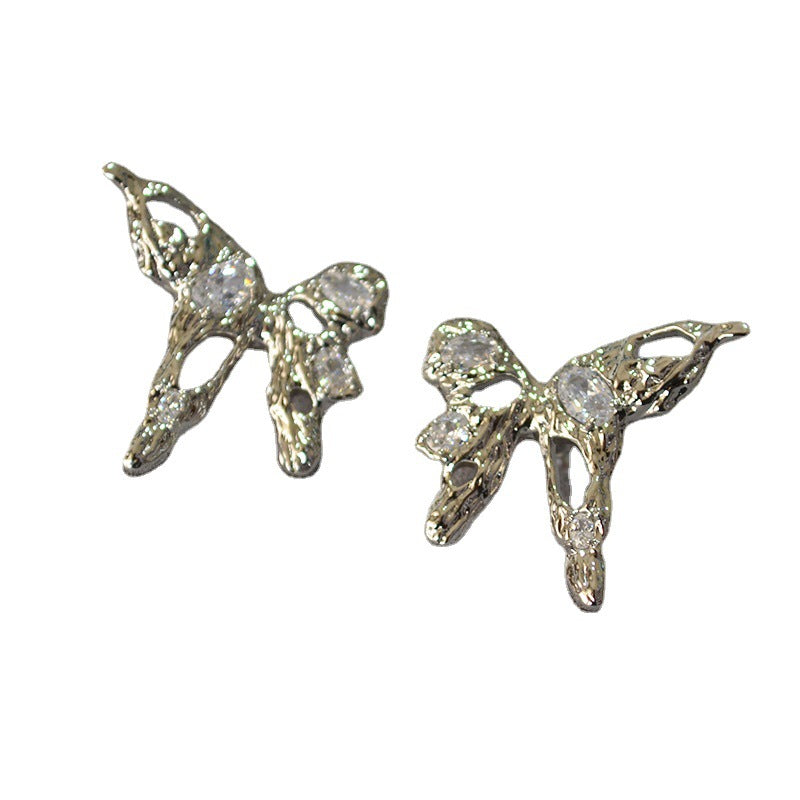 Beautiful Silver Earring with Unique Style