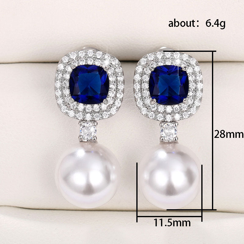 Classic Pearl Earring with Timeless Appeal