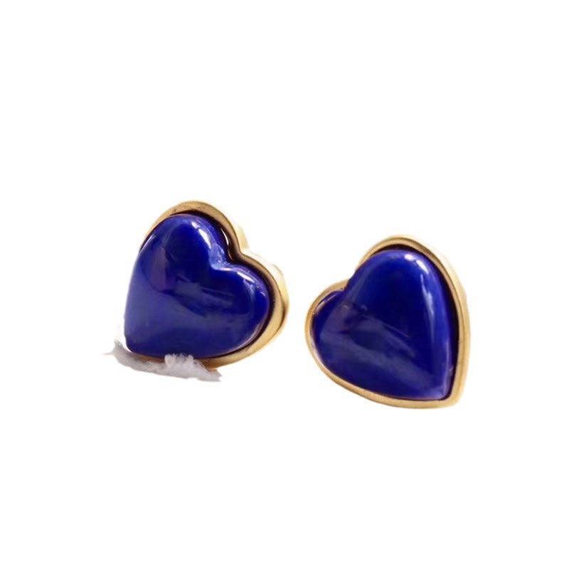 Charming Silver Earring for Any Occasion