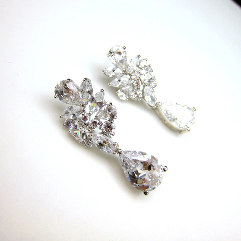 Charming Earring for Any Occasion