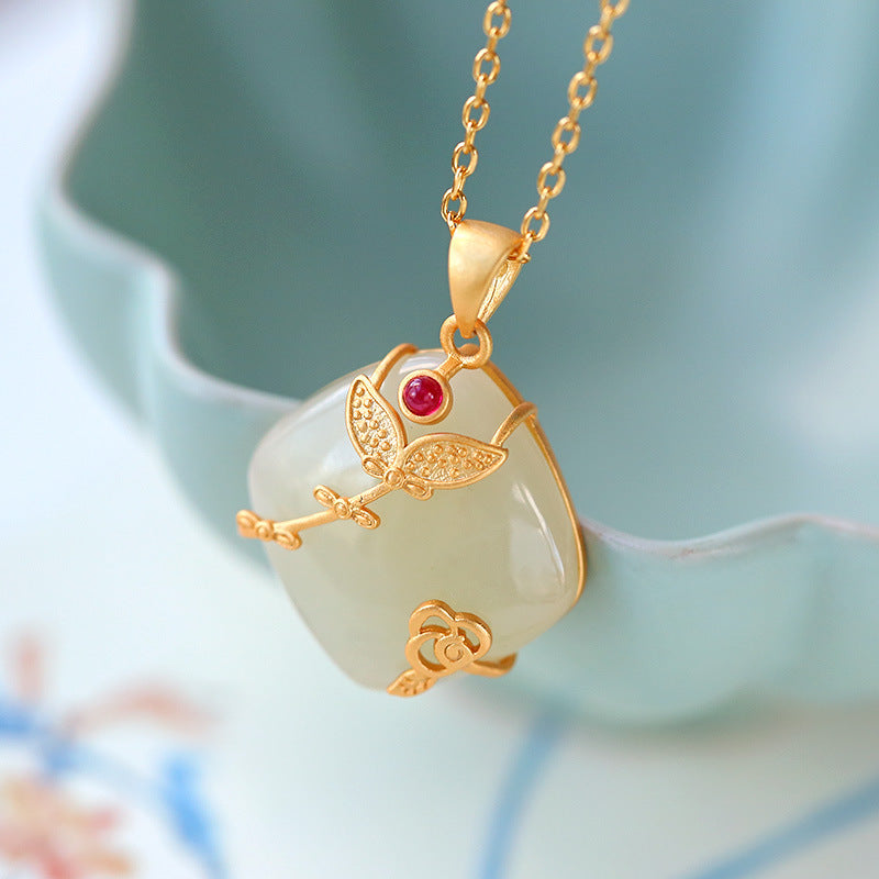 Stunning Gold Necklace for Daily Wear