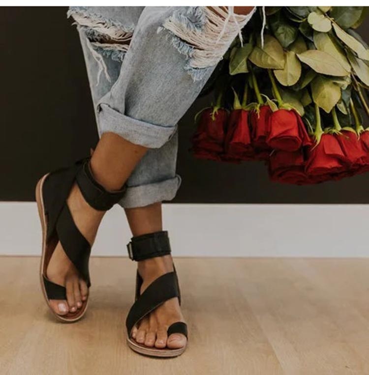 KS | Cross strap ankle wrap toe ring sandals