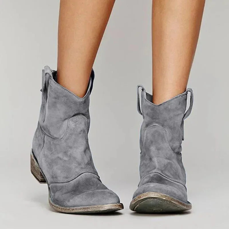 JO | Relaxed and supportive orthopaedic heels