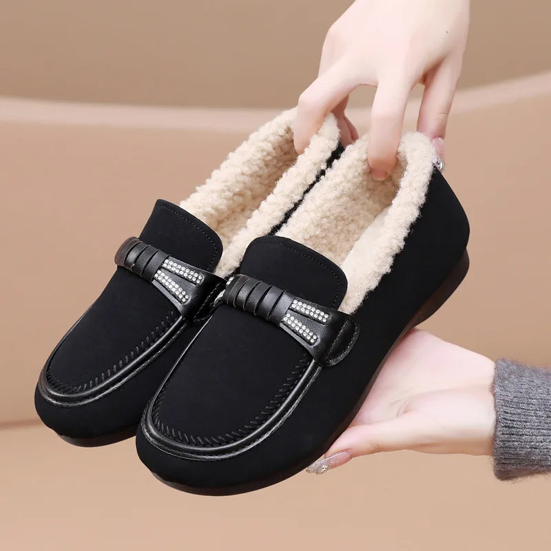 Versatile and Supportive Orthopedic Flats