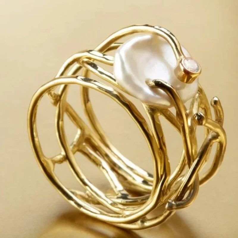 Romantic Gold Ring for Special Moments
