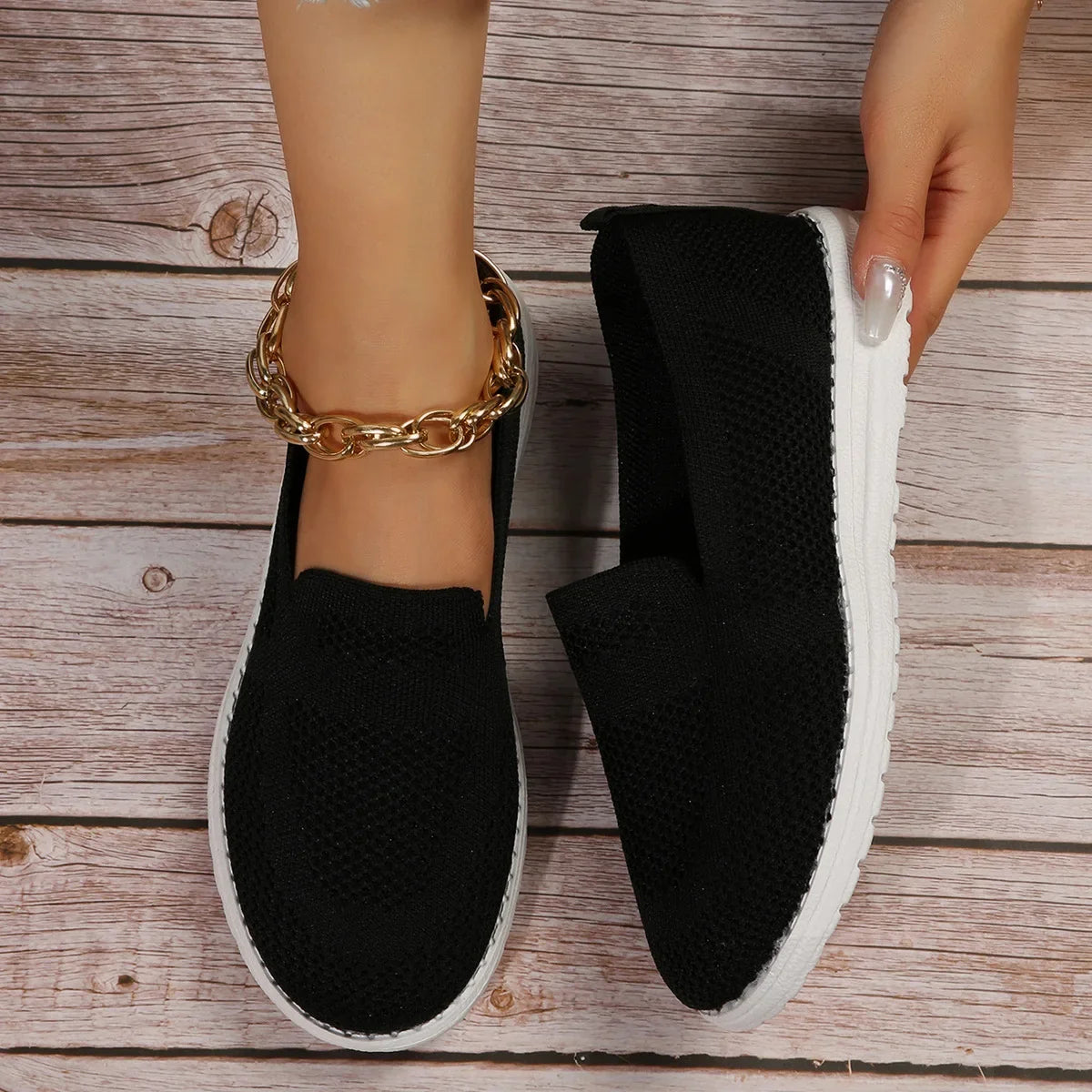 Versatile and Supportive Orthopedic Sneakers
